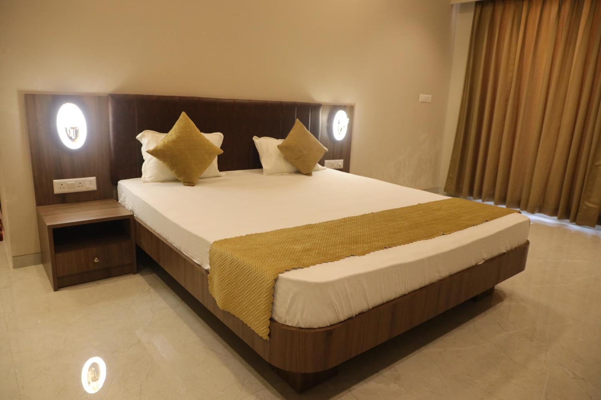 Kanke Resort Rātu Zewnętrze zdjęcie